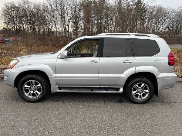 08 Lexus GX470 8 Passenger - - by dealer - vehicle for sale in South Windsor, CT – photo 2