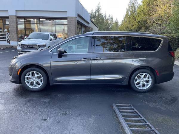 2018 Chrysler Pacifica Touring L Plus - To Text About Vehicle for sale in Olympia, WA – photo 8