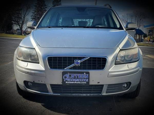 2007 Volvo V50 T5 AWD - cars & trucks - by dealer - vehicle... for sale in Seymour, WI – photo 2