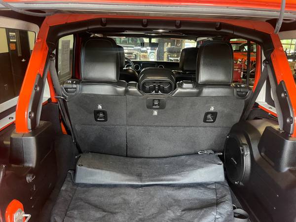 2018 Jeep Wrangler Unlimited Sahara 4x4 - - by dealer for sale in Manville, RI – photo 20