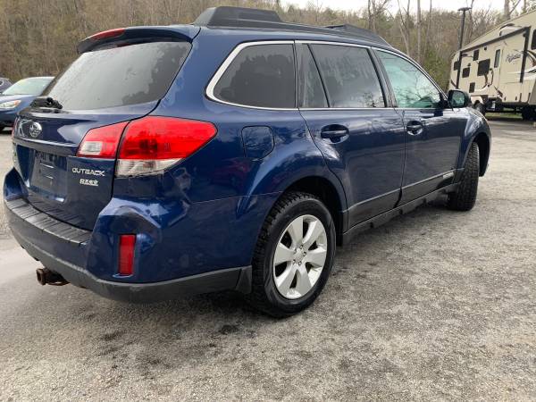 2011 SUBARU OUTBACK PREMIUM - - by dealer - vehicle for sale in Barre, VT – photo 5