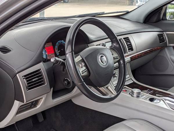 2010 Jaguar XF Premium Luxury SKU: ALR56634 Sedan for sale in Plano, TX – photo 9