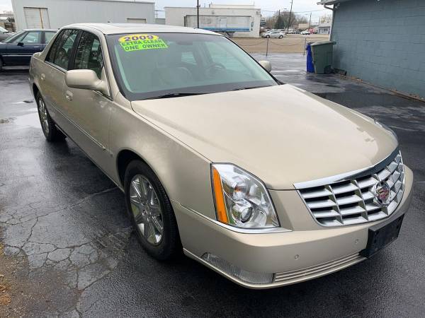 2009 Cadillac DTS Luxury 5 Passenger 4dr Sedan - cars & trucks - by... for sale in Hamilton, OH – photo 5