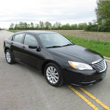 2013 CHRYSLER 200 TOURING - cars & trucks - by dealer - vehicle... for sale in BUCYRUS, OH – photo 3