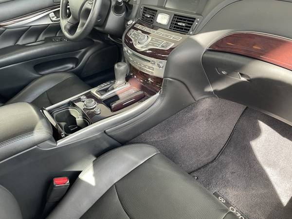 2019 Infiniti Q70 3 7 Luxe - - by dealer - vehicle for sale in Fairbanks, AK – photo 16