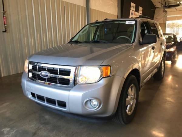 2010 FORD ESCAPE XLT - - by dealer - vehicle for sale in Memphis, AR