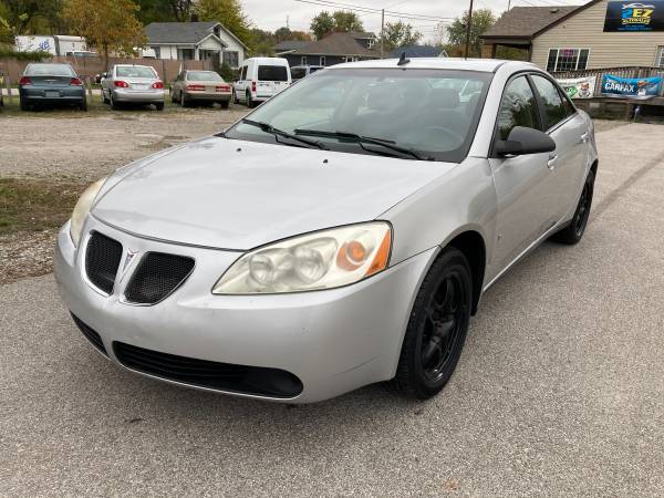 2009 PONTIAC G6 - cars & trucks - by dealer - vehicle automotive sale for sale in Indianapolis, IN – photo 7