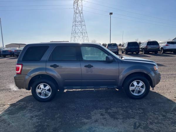 2011 Ford Escape XLS 4x4 - - by dealer - vehicle for sale in Sioux Falls, SD – photo 5