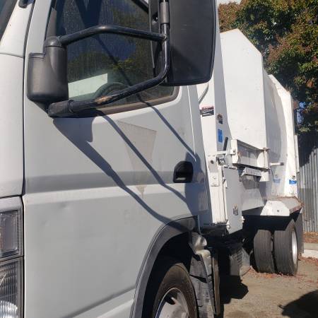 2008 Mitsubishi FE180 Diesel 12 cubic yards trash truck - cars & for sale in San Jose, CA – photo 12