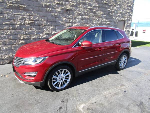 2017 Lincoln MKC Reserve FWD - - by dealer - vehicle for sale in Hales Corners, WI