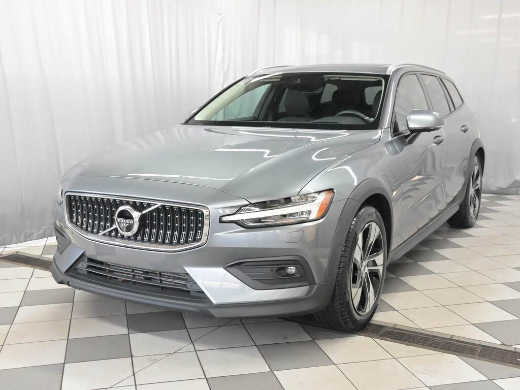 2020 Volvo V60 Cross Country T5 AWD for sale in Lisle, IL – photo 4