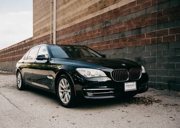 2013 BMW 7-Series 740Li xDrive - - by dealer - vehicle for sale in NOBLESVILLE, IN – photo 12