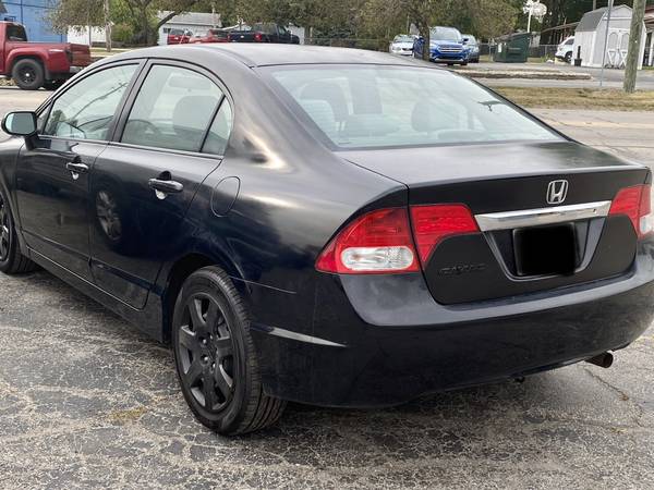 2010 Honda Civic LX - cars & trucks - by owner - vehicle automotive... for sale in Fortville, IN – photo 3