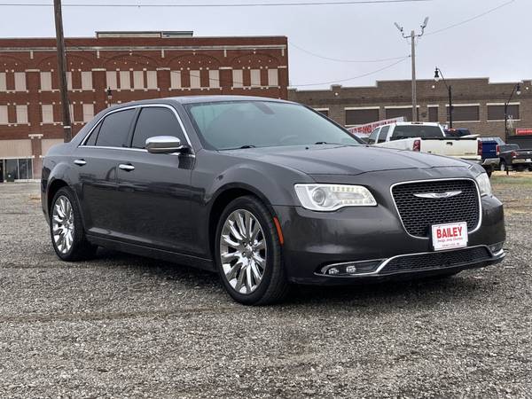 2019 Chrysler 300 Limited - - by dealer - vehicle for sale in Okmulgee, OK – photo 18