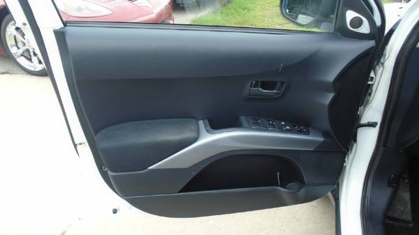 07 mitsubishi outlander 117,000 miles $4900 **Call Us Today For... for sale in Waterloo, IA – photo 11