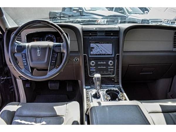 2015 Lincoln Navigator 2WD 4dr for sale in Odessa, TX – photo 17