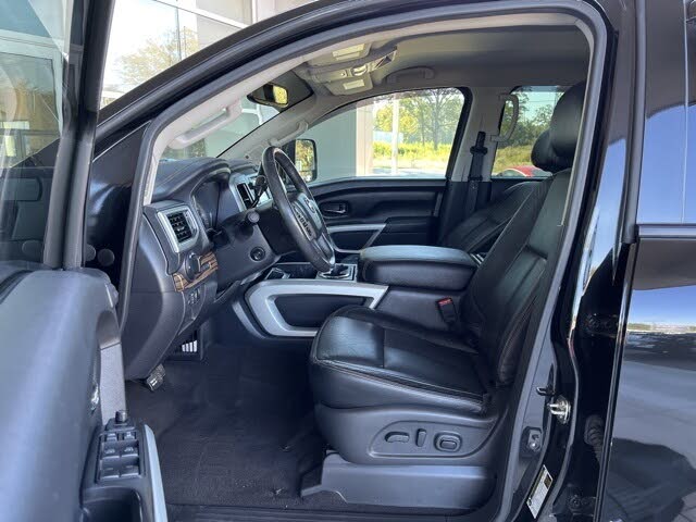 2017 Nissan Titan XD SL Crew Cab for sale in Edgefield, SC – photo 6