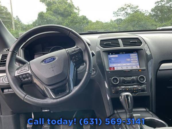 2019 Ford Explorer XLT SUV - - by dealer - vehicle for sale in Patchogue, NY – photo 6
