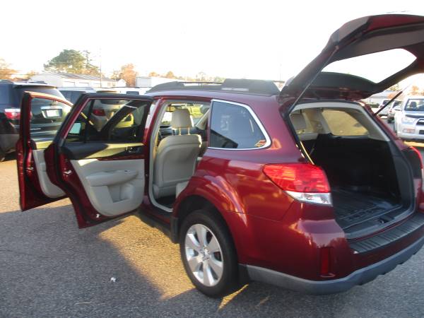 2011 Subaru Outback Limited - cars & trucks - by dealer - vehicle... for sale in Chesapeake , VA – photo 8