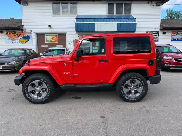 ★★★ 2018 Jeep Wrangler Sahara 4x4 / 15k Miles ★★★ for sale in Grand Forks, MN