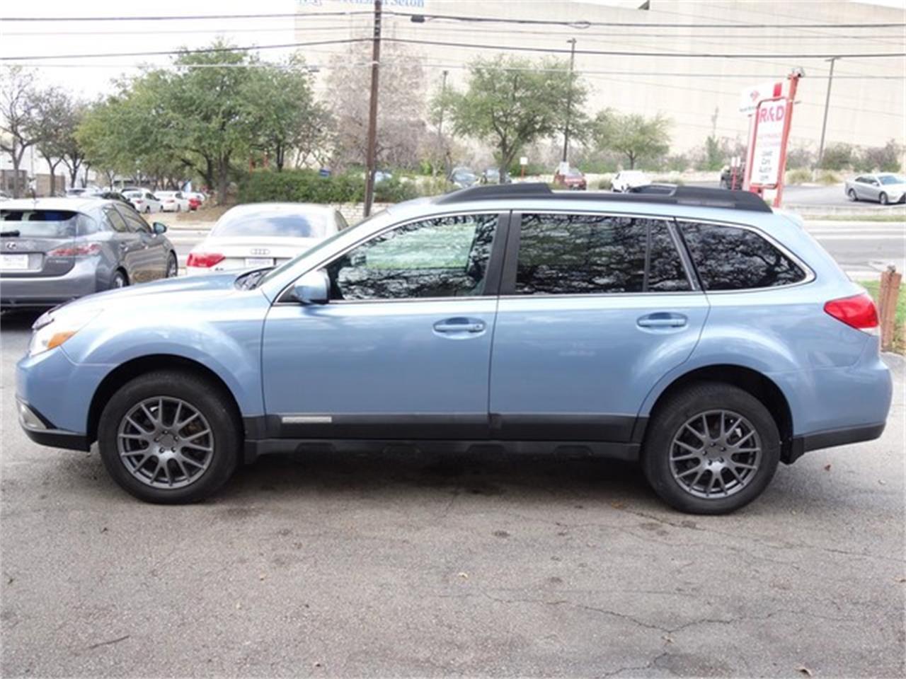 2011 Subaru Outback for sale in Austin, TX – photo 4