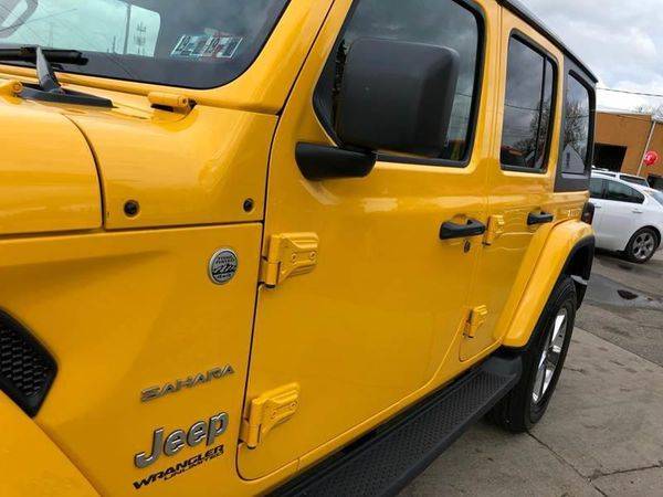 2019 Jeep Wrangler Unlimited Sahara 4x4 4dr SUV FREE CARFAX, 2YR... for sale in Detroit, MI – photo 11
