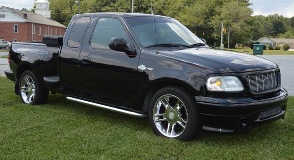 2000 Ford F150 Harley Edition for sale in Mountain Home, NC