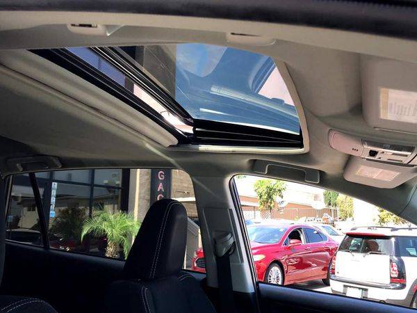 2017 Toyota RAV4 XLE w/ SUNROOF/BACK-UP CAMERA - FINANCING AVAILABLE! for sale in El Cajon, CA – photo 8