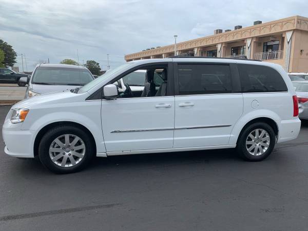 2016 Chrysler Town and Country Touring - cars & trucks - by dealer -... for sale in Kihei, HI – photo 8