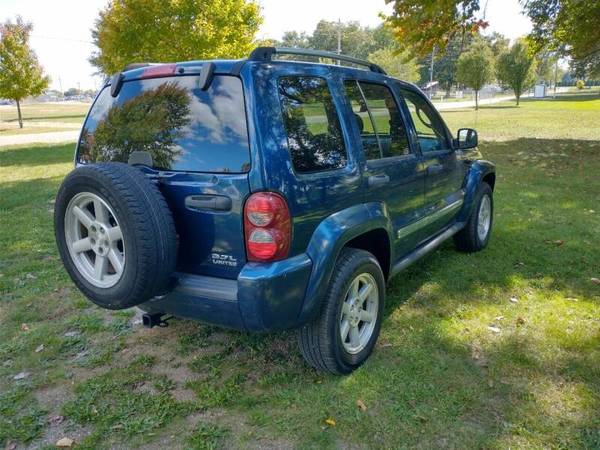 2005 Jeep Liberty Limited 4X4 (ONLY 107K Miles! for sale in Warsaw, IN – photo 4