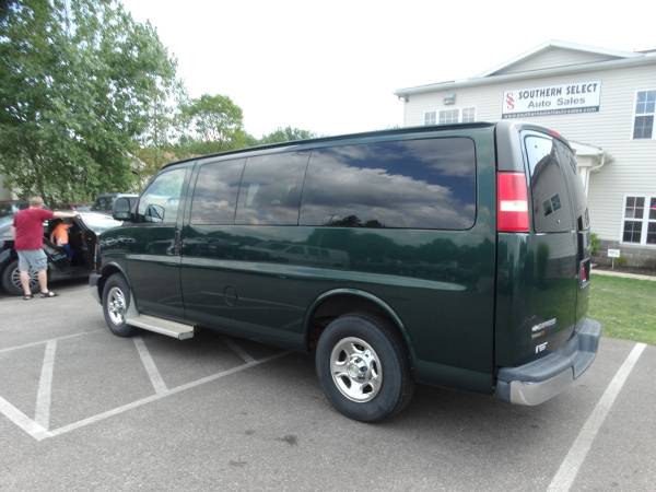 **52K Miles!! 2008 Chevrolet Express AWD G1500** - cars & trucks -... for sale in Medina, OH – photo 8