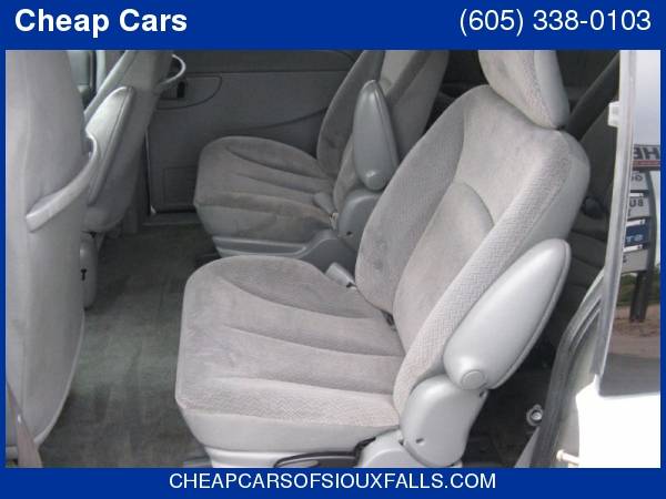 2005 CHRYSLER TOWN & COUNTRY for sale in Sioux Falls, SD – photo 7