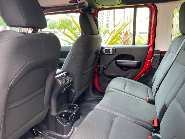 2018 JEEP WRANGLER UNLIMITED SPORT - 3K MILES AND EXCELLENT CONDITION! for sale in Honolulu, HI – photo 8