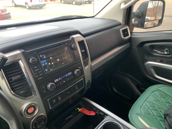 2018 Nissan TITAN Pro 4X for sale in Bentonville, AR – photo 7