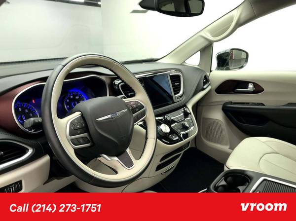 2017 Chrysler Pacifica Limited Van Minivan for sale in Dallas, TX – photo 2