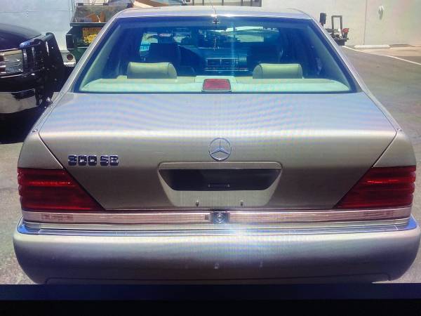 1993 Mercedes Benz 300 SE - cars & trucks - by owner - vehicle... for sale in Corona, CA – photo 6