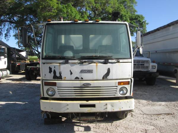 2001 Johnston Street Sweeper - - by dealer - vehicle for sale in Bradenton, FL – photo 2