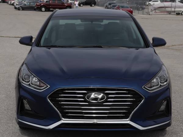 2019 HYUNDAI SONATA SE 38K MILES ONLY - - by for sale in Omaha, NE – photo 2