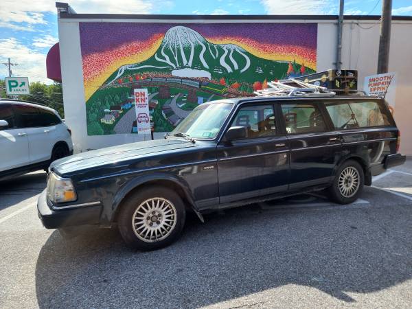 1991 VOLVO 240 GOOD SHAPE RUNS AND DRIVES GREAT NO RUST - cars & for sale in Keene, NH – photo 17