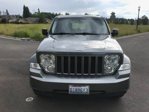 2012 Jeep Liberty 4x4 (360* INTERIOR VIEW ) for sale in Vancouver, OR – photo 8
