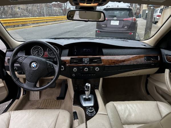 2010 BMW 5-Series 528xi - - by dealer - vehicle for sale in Union City, NJ – photo 22