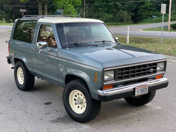 1986 Ford Bronco 2 - cars & trucks - by owner - vehicle automotive... for sale in Traverse City, MI – photo 2