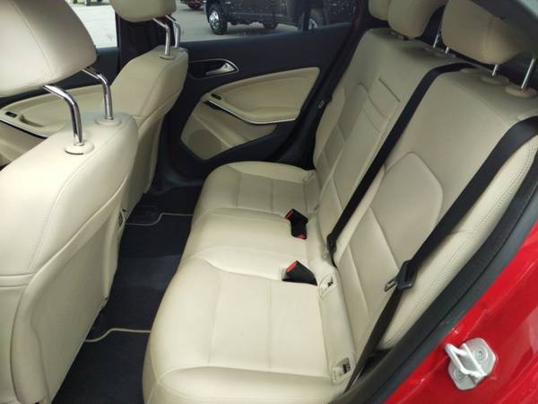 2016 Mercedes-Benz GLA GLA 250 suv Jupiter Red for sale in Van Buren, AR – photo 10