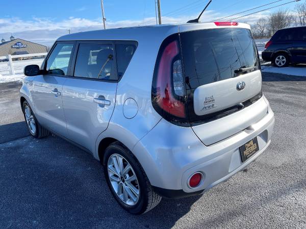 2019 Kia Soul Auto - - by dealer - vehicle for sale in NICHOLASVILLE, KY – photo 5