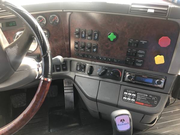 Freightliner Century for sale in Tacoma, WA – photo 7
