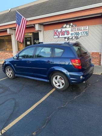 2006 PONTIAC VIBE - cars & trucks - by dealer - vehicle automotive... for sale in Moraine, OH – photo 3