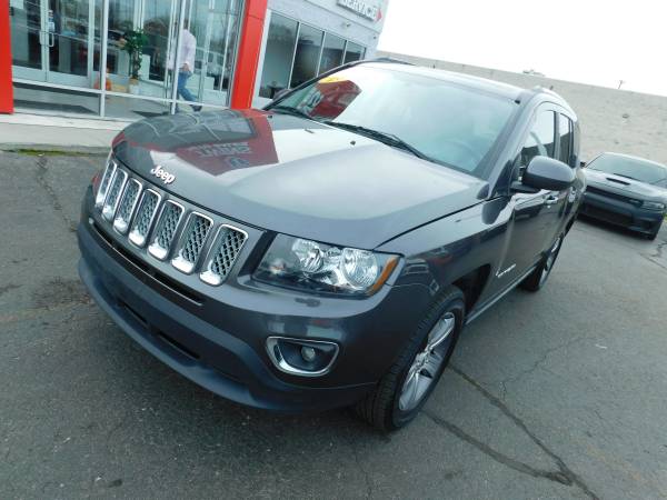 2017 JEEP COMPASS HIGH ALTITUDE**LIKE NEW**LOW MILES**FINANCING... for sale in redford, MI – photo 2