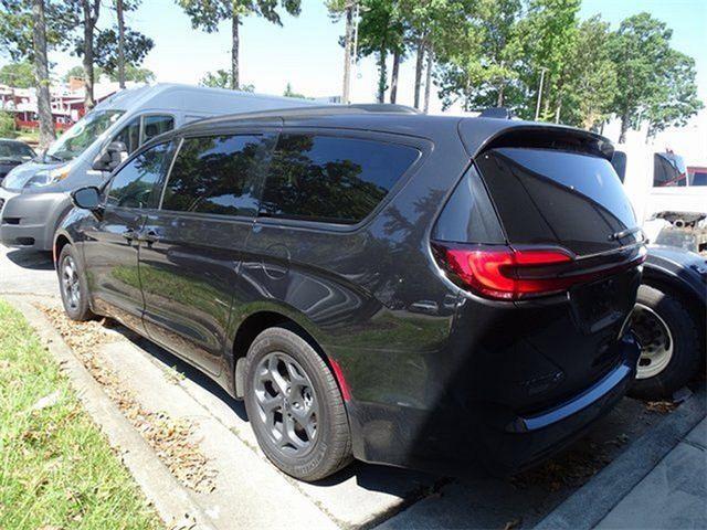 2021 Chrysler Pacifica Hybrid Limited for sale in Raleigh, NC – photo 2