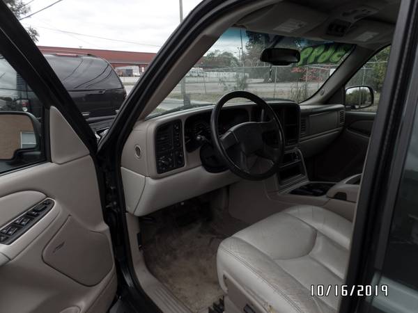 2003 CHEVROLET SUBURBAN for sale in Columbus, OH – photo 5