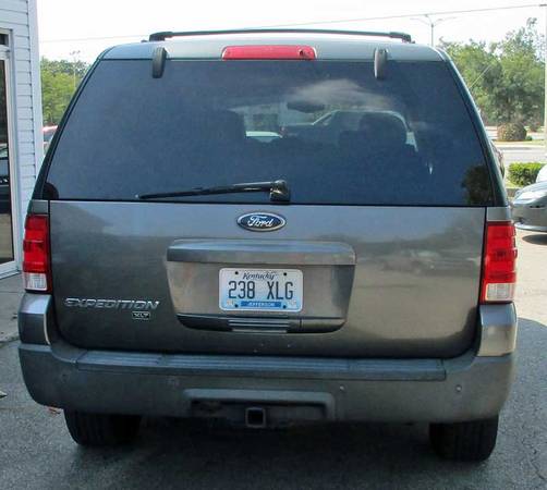 2004 Ford Expedition XLT 4dr grey for sale in Louisville, KY – photo 7
